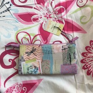 Beautiful Cosmetic Case🦋